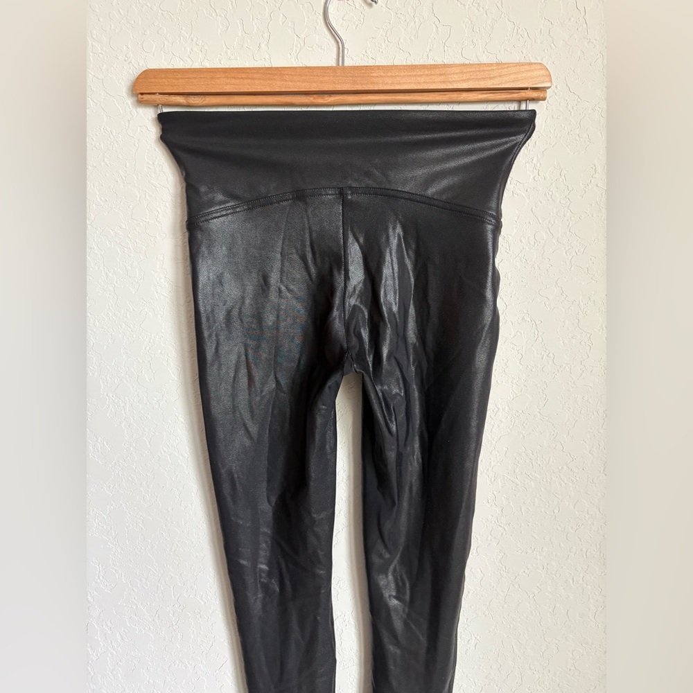 Spanx Womens High Waisted Faux Leggings Size Medium Goth Punk Moto Biker - Picture 4 of 10